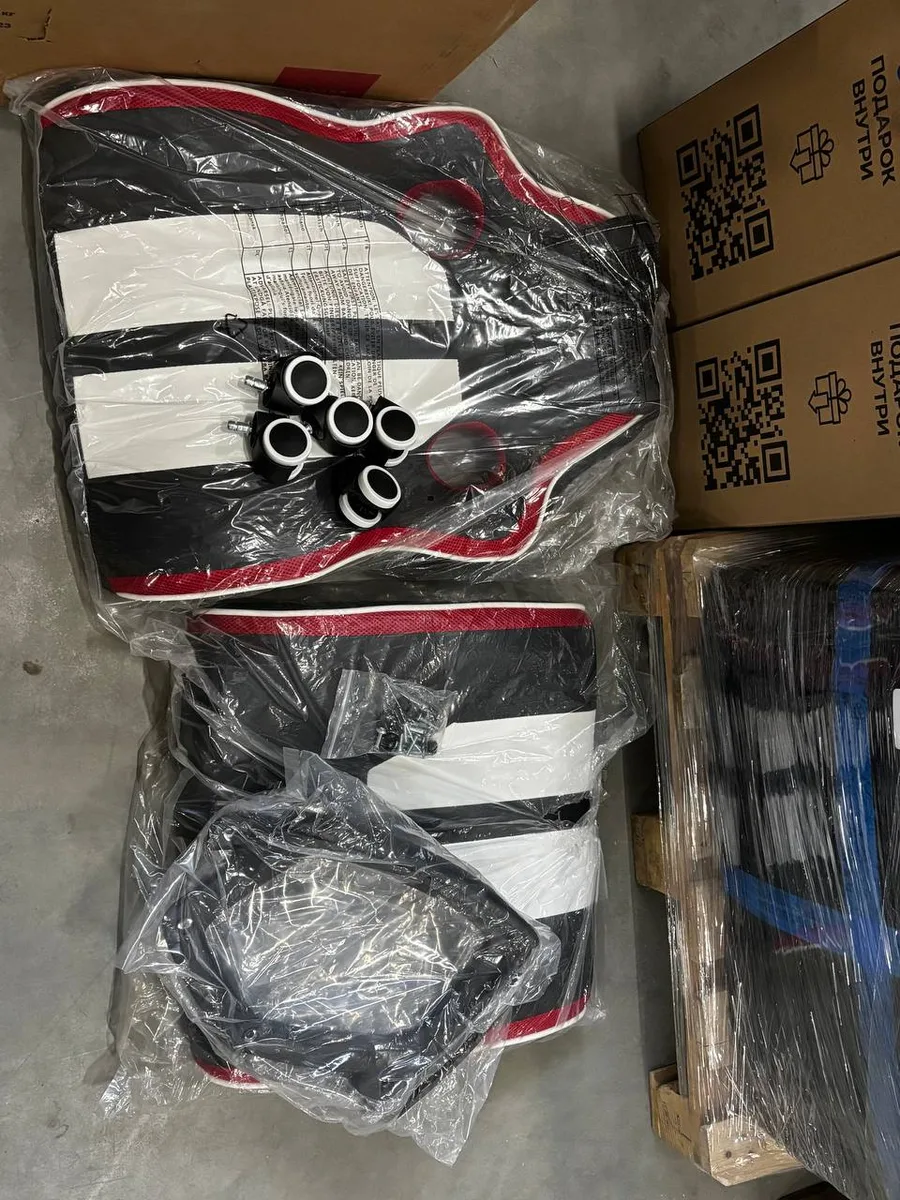Byroom Game BOOSt White/Black (HS-5018-WB)